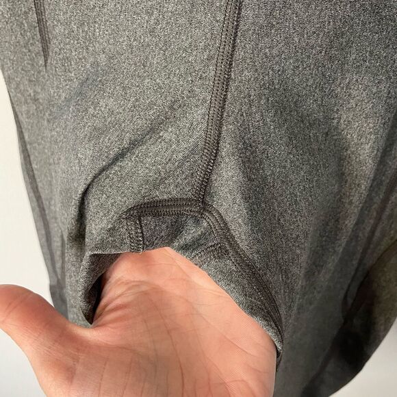 Women's Under Armour Leggings, size small - Picture 3 of 5